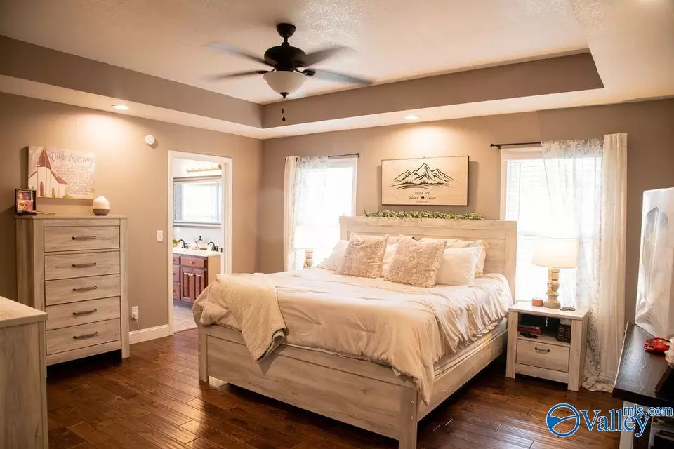 Bedroom - 60 County Road 46, Hollywood, AL 35752 photo 1 of 4