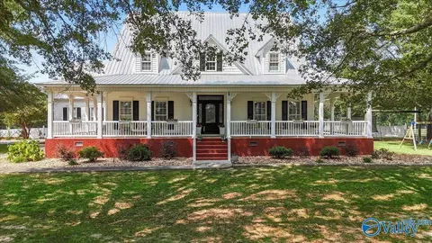 181 Gene Masburn Rd, Boaz, AL 35956