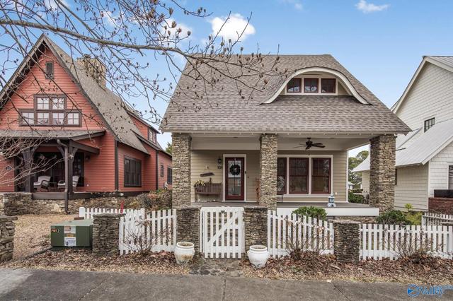 108 Laurel St, Pisgah, AL 35765