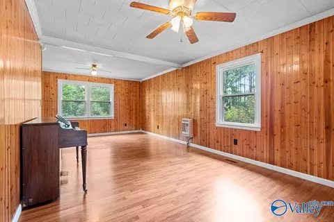 Living - 64 Neely Dr, Dutton, AL 35744 photo 4 of 5