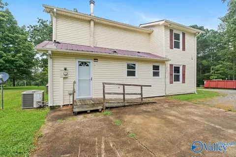 Exterior - 64 Neely Dr, Dutton, AL 35744 photo 4 of 7