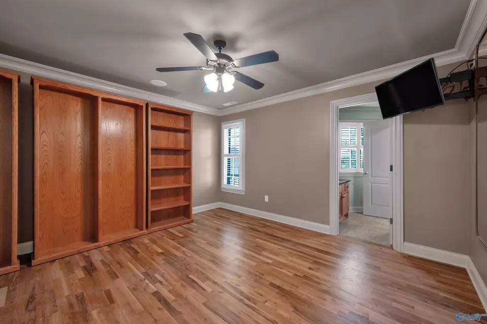 Bedroom - 10 Lake Forest Blvd, Huntsville, AL 35824 photo 7 of 8
