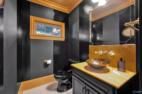 Bath - 10 Lake Forest Blvd, Huntsville, AL 35824 photo 1 of 9