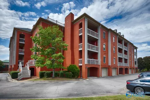 4770 Whitesburg Dr #302, Huntsville, AL 35801