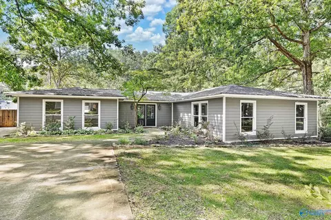 1345 Kelley Dr, Arab, AL 35016