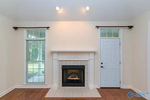 Living - 446 Forest Home Dr, Trinity, AL 35673 photo 3 of 4