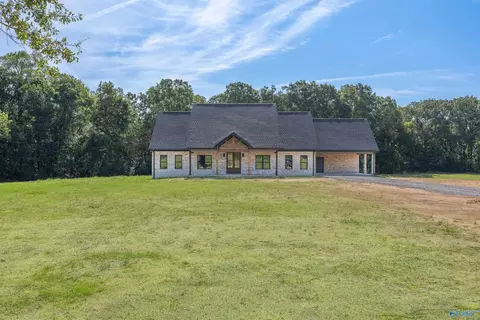 321 Highway 126, Spruce Pine, AL 35585