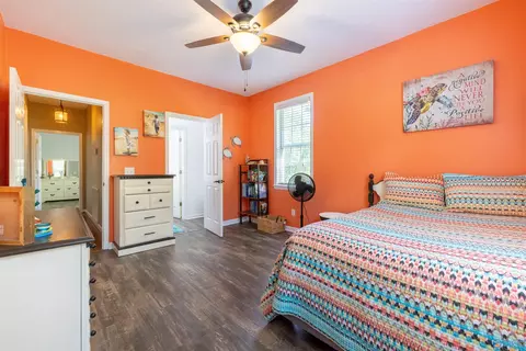 Bedroom - 2000 Buttahatchee Dr, Hamilton, AL 35570 photo 4 of 6