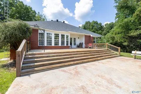 Exterior - 2000 Buttahatchee Dr, Hamilton, AL 35570 photo 5 of 10