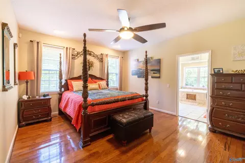 Bedroom - 2000 Buttahatchee Dr, Hamilton, AL 35570 photo 1 of 6