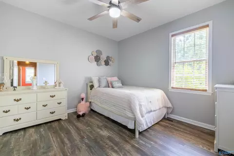 Bedroom - 2000 Buttahatchee Dr, Hamilton, AL 35570 photo 5 of 6