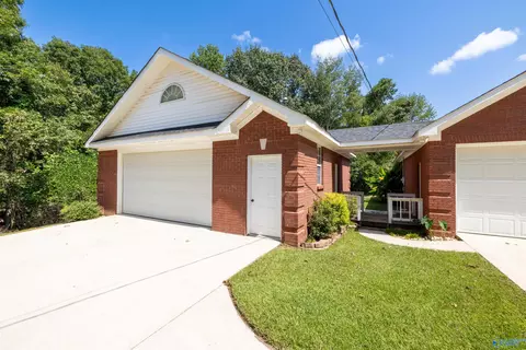 Exterior - 2000 Buttahatchee Dr, Hamilton, AL 35570 photo 3 of 10