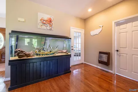 Entry Way - 2000 Buttahatchee Dr, Hamilton, AL 35570 photo 2 of 2