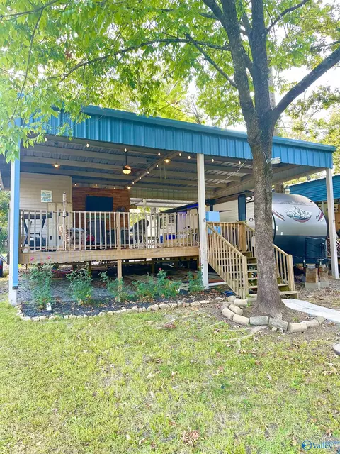 9 County Road 131, Cedar Bluff, AL 35959
