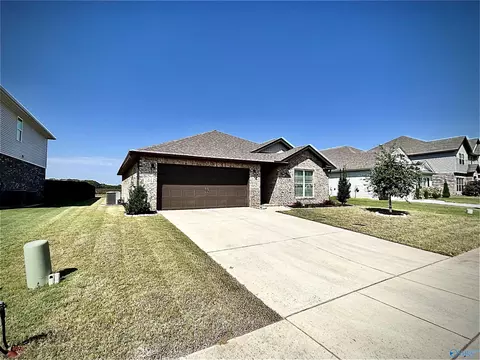 244 Cherry Laurel Dr, Hazel Green, AL 35750