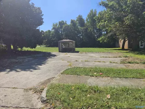 4901 Cotton Row, Huntsville, AL 35816