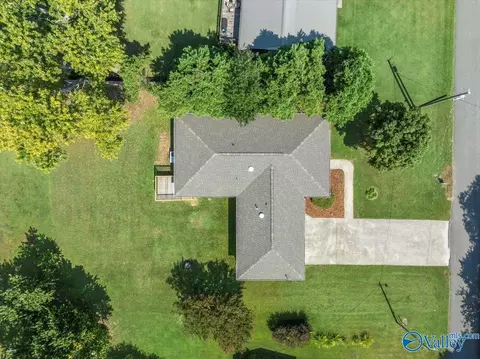 View/Area - 343 2nd Ave, Grant, AL 35747 photo 1 of 2