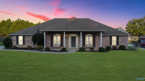 Exterior - 115 Hidden Creek Dr, Trinity, AL 35673 photo 1 of 6