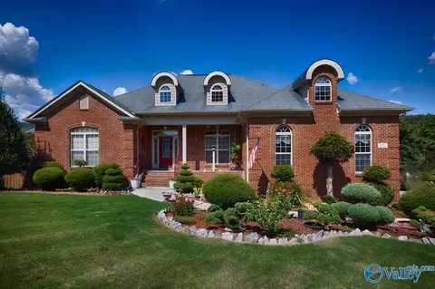 4409 SE Hampton Ridge Dr, Owens Cross Roads, AL 35763