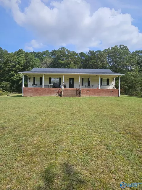 2421 County Road 116, Fort Payne, AL 35968