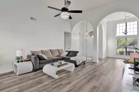 208 Queens Gate, Maylene, AL 35114 photo 6