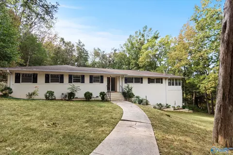 106 Jones Valley Dr, Huntsville, AL 35802