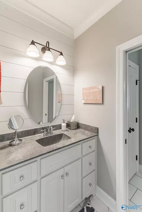 Bath - 20172 Sharp Rd, Athens, AL 35613 photo 6 of 6