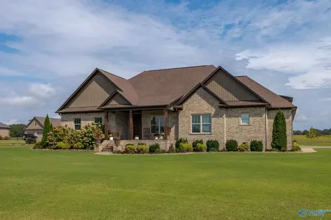 Exterior - 20172 Sharp Rd, Athens, AL 35613 photo 4 of 19