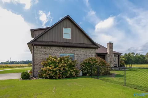 Exterior - 20172 Sharp Rd, Athens, AL 35613 photo 16 of 19