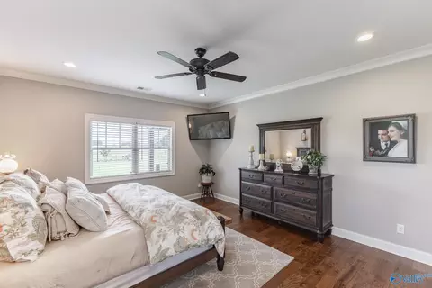 Bedroom - 20172 Sharp Rd, Athens, AL 35613 photo 2 of 4