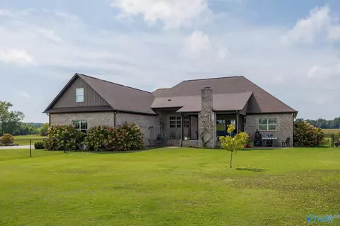 Exterior - 20172 Sharp Rd, Athens, AL 35613 photo 10 of 19