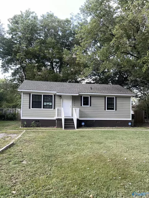 2004 Harrison St, Decatur, AL 35601