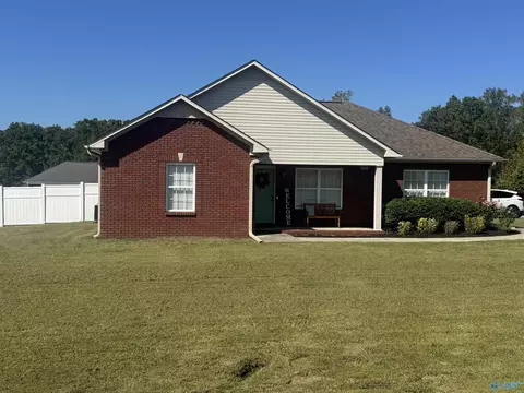 10 Jack Thomas Ct, Hartselle, AL 35640