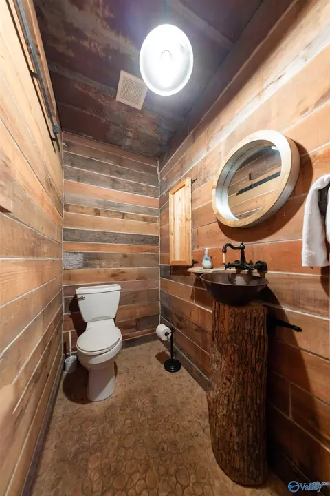 Bath - 141 Chilcotin Rd, Langston, AL 35755 photo 4 of 8