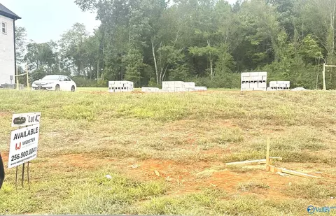 233 Oakland View Dr, Brownsboro, AL 35741