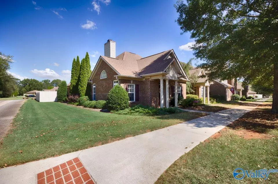 Exterior - 7328 Mill House Walk, Madison, AL 35757 photo 4 of 10