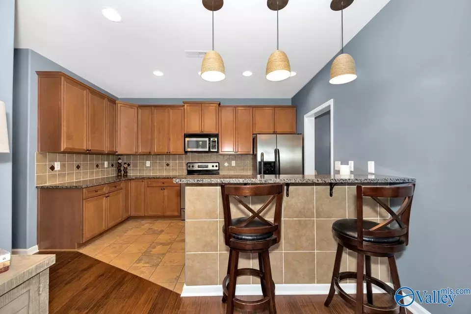 Kitchen - 7328 Mill House Walk, Madison, AL 35757 photo 4 of 5