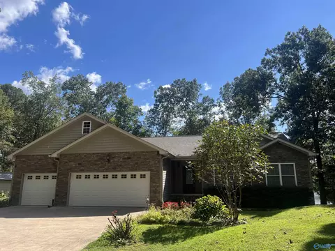 113 County Road 932, Cedar Bluff, AL 35959