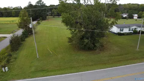 1 24 Looney Rd, Athens, AL 35613
