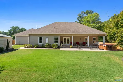 Exterior - 93 Bell Dr, Trinity, AL 35673 photo 9 of 11