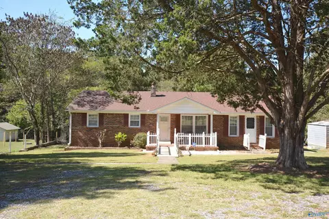 5652 Maysville Rd, New Market, AL 35761