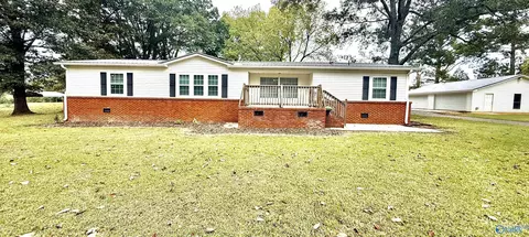 20 Meadow Wood Cir, Arab, AL 35016