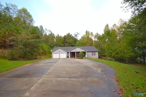 1321 County Road 1352, Vinemont, AL 35179
