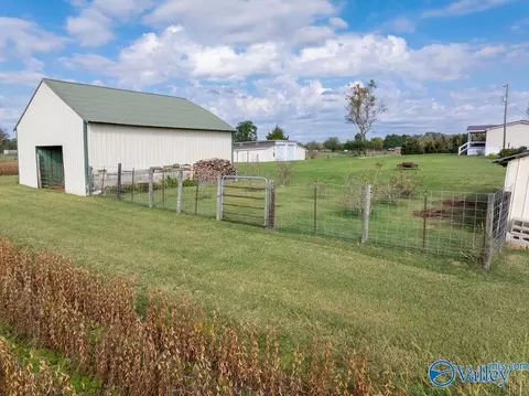 275 County Road 606, Section, AL 35771 photo 11