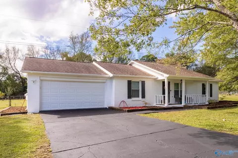 202 Frances Amelia Dr, Huntsville, AL 35811