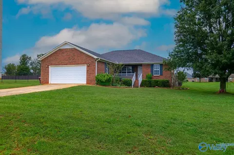 25803 Henry Clay Dr, Madison, AL 35758