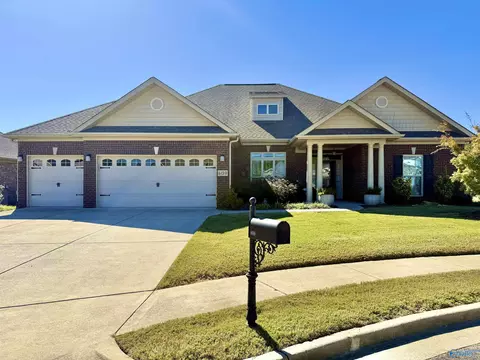 609 Quiet Creek Cir, Madison, AL 35757