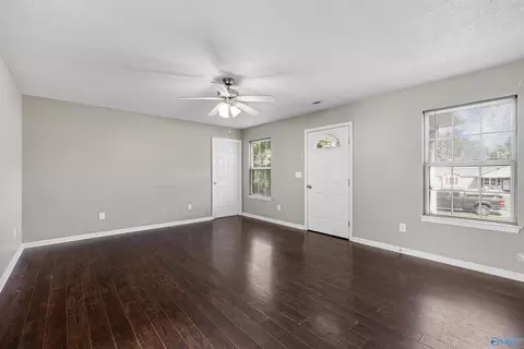 396 Maple Cir, Arab, AL 35016 photo 4