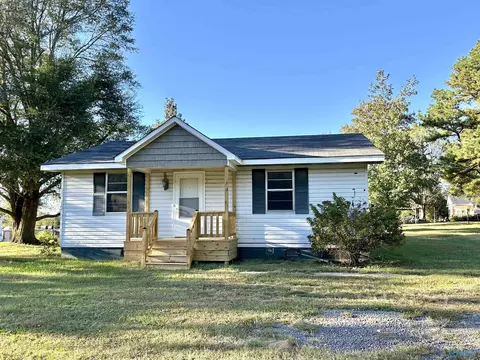 Exterior - 29342 Easter Ferry Rd, Lester, AL 35647 photo 2 of 4