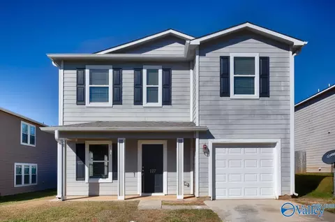 127 Whitestone Dr, Huntsville, AL 35810